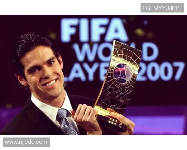 卡卡足球明星踢球的精彩瞬间与职业生涯回顾 卡卡足球明星踢球的精彩瞬间与职业生涯回顾