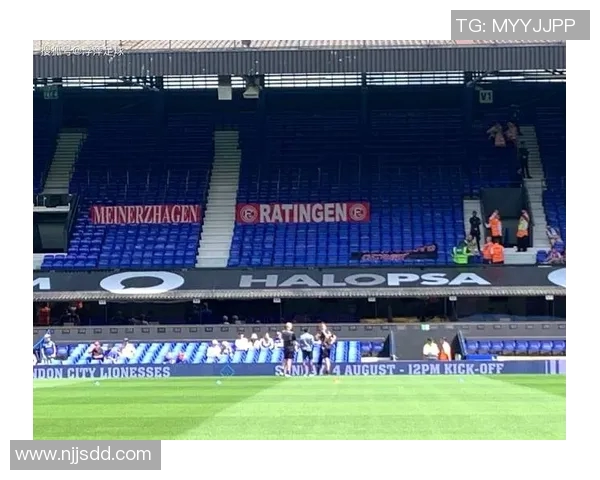 南美洲足球文化深厚足球明星遍布街头巷尾展现激情与梦想